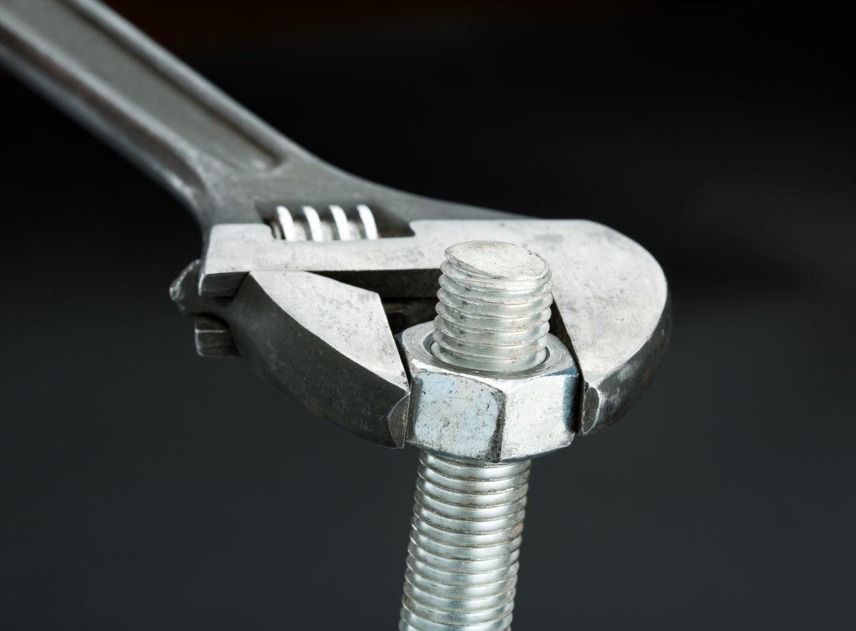 Bolt Tightening Techniques: How to Perform the Process Correctly?